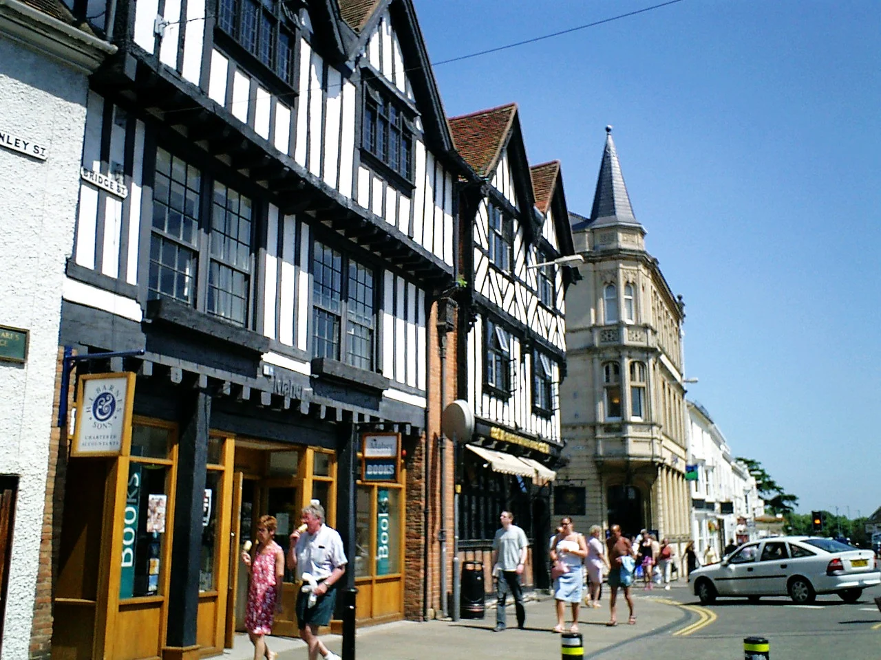 Stratford upon Avon 鎮上的街景。