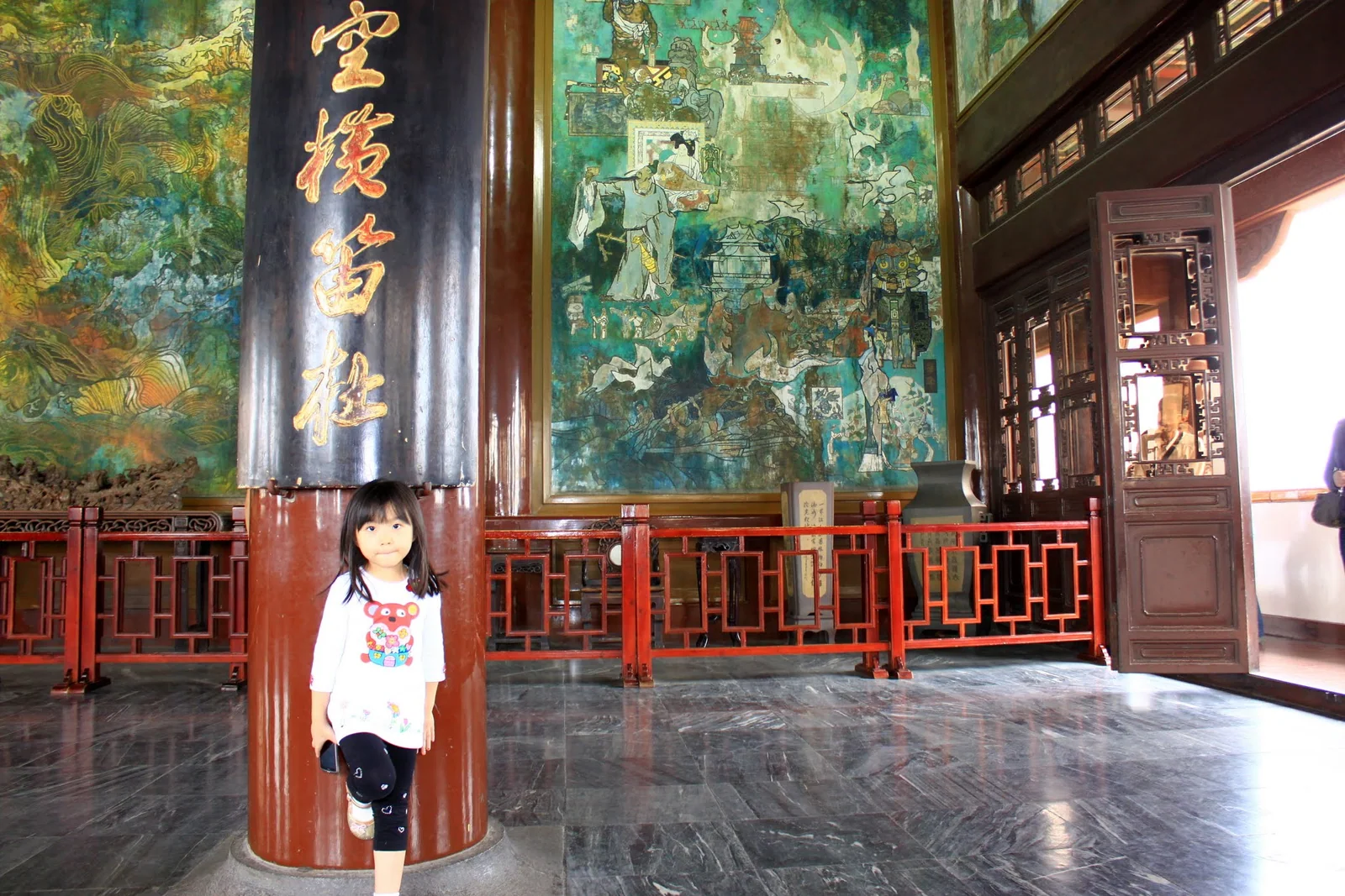 黃鶴樓臨江側匾額